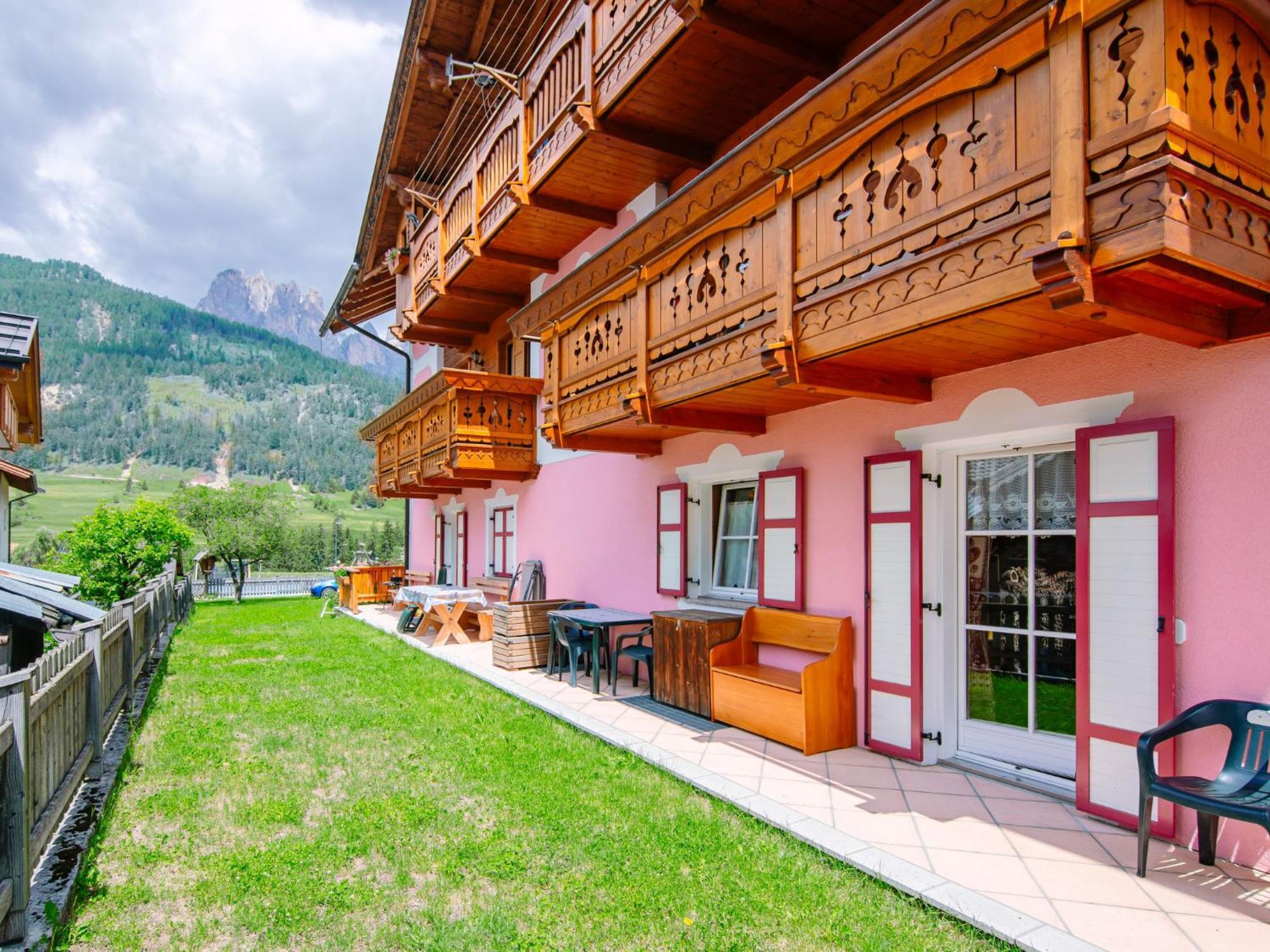 Apartment Brunel-1 By Interhome Pozza di Fassa Exterior foto